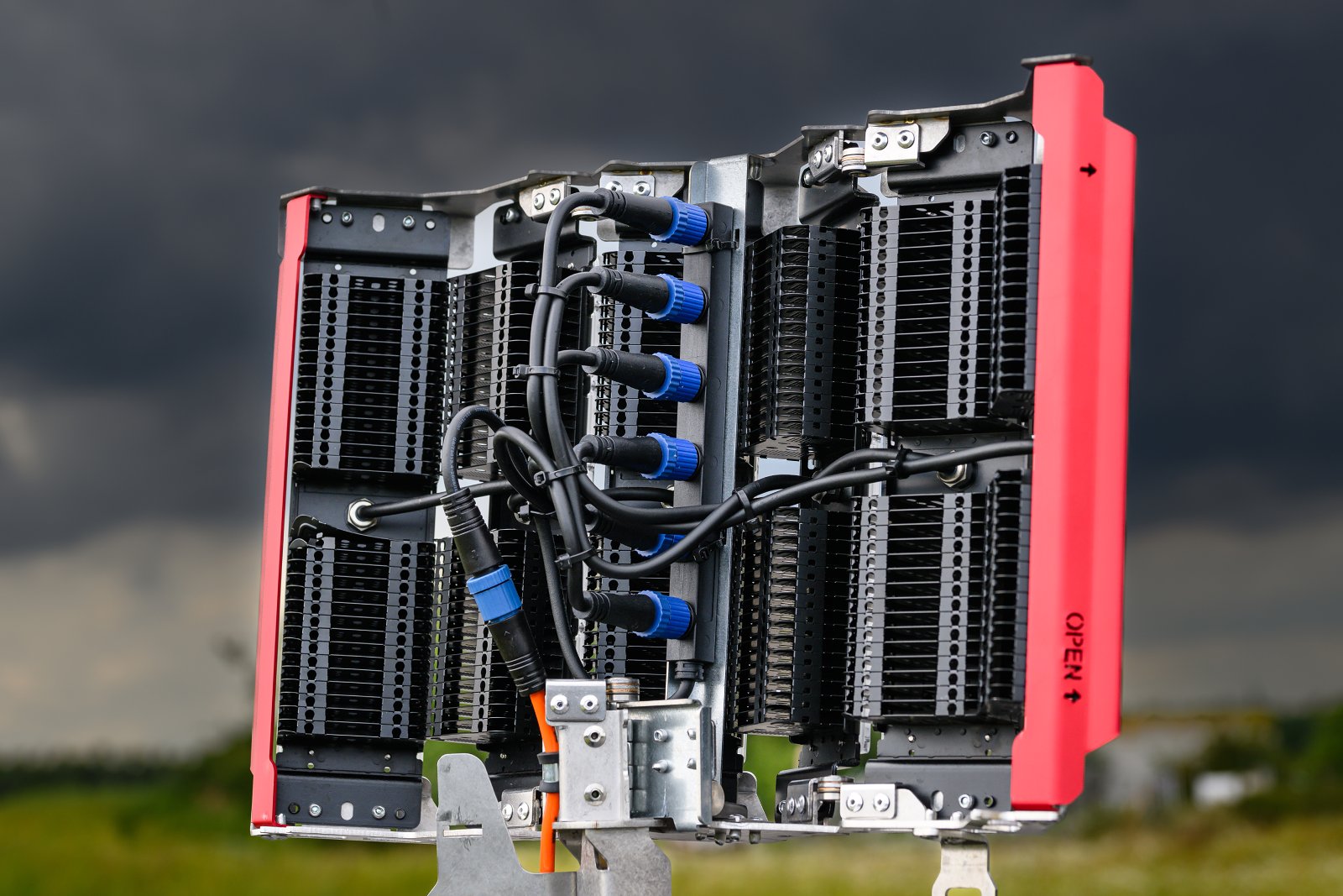 Baselight 320x Light Tower LED set backside closeup