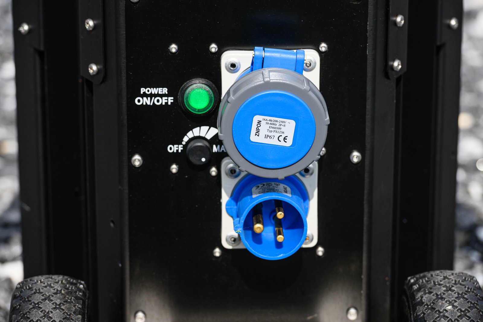 Baselight 320x Light Tower power buttons and connectors